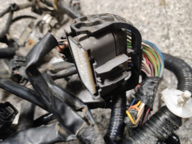 bontott SUZUKI SWIFT III Motor Kábelköteg