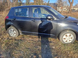 bontott SUZUKI SWIFT III Motor Tartó Bak Bal