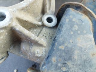 bontott SUZUKI SWIFT III Motor Tartó Bak (Pozíciófüggetlen)