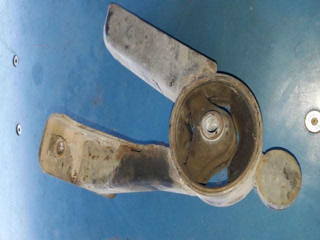 bontott SUZUKI SWIFT III Motor Tartó Bak (Pozíciófüggetlen)