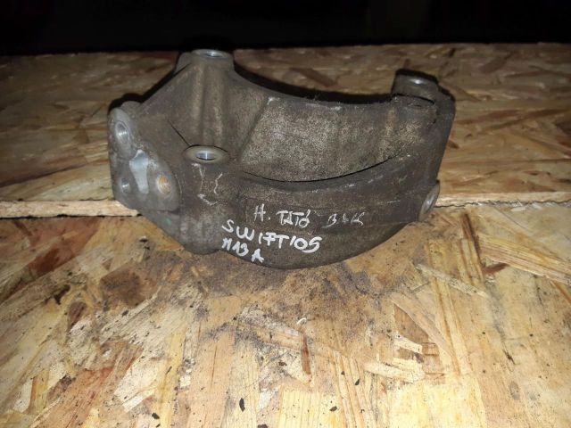 bontott SUZUKI SWIFT III Motor Tartó Bak (Pozíciófüggetlen)