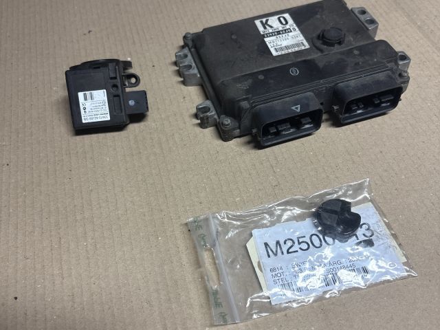 bontott SUZUKI SWIFT III Motorvezérlő