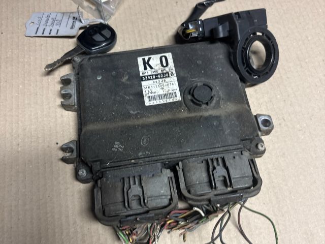 bontott SUZUKI SWIFT III Motorvezérlő