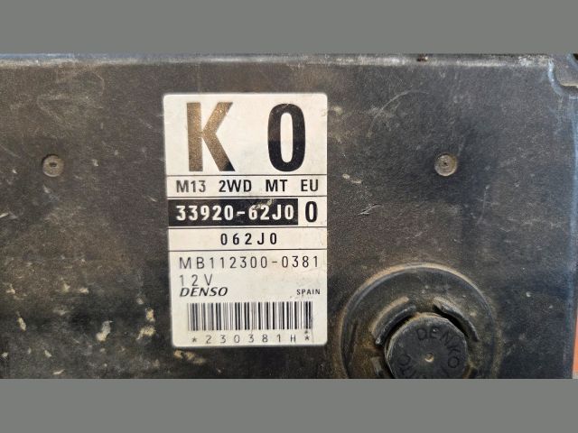 bontott SUZUKI SWIFT III Motorvezérlő