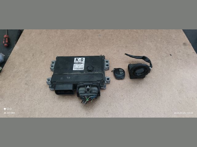 bontott SUZUKI SWIFT III Motorvezérlő