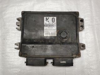 bontott SUZUKI SWIFT III Motorvezérlő