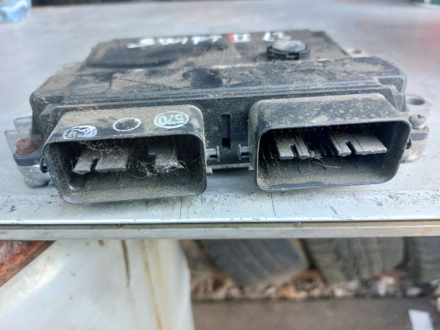 bontott SUZUKI SWIFT III Motorvezérlő