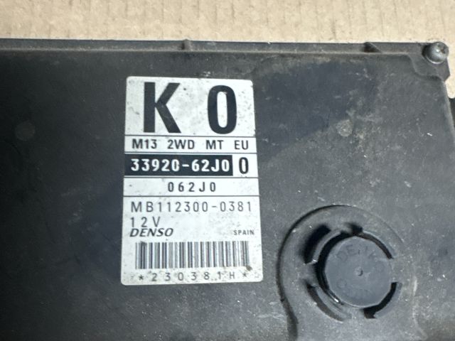 bontott SUZUKI SWIFT III Motorvezérlő