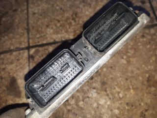 bontott SUZUKI SWIFT III Motorvezérlő