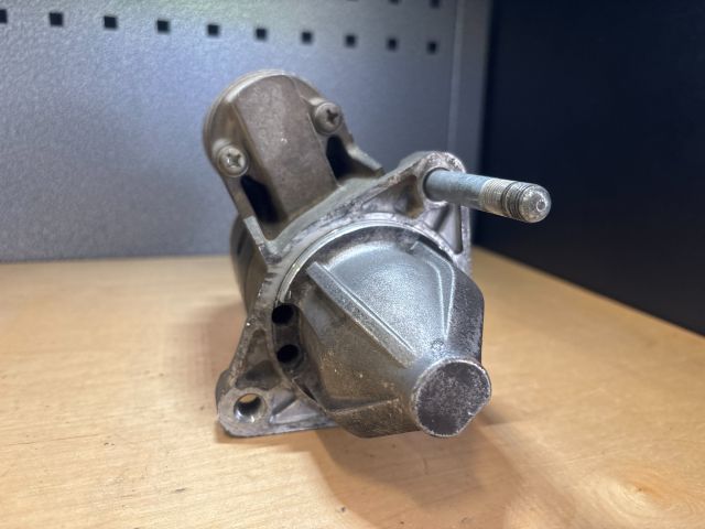 bontott SUZUKI SWIFT III Önindító