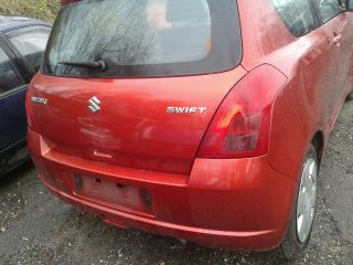 bontott SUZUKI SWIFT III Önindító