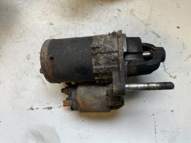 bontott SUZUKI SWIFT III Önindító