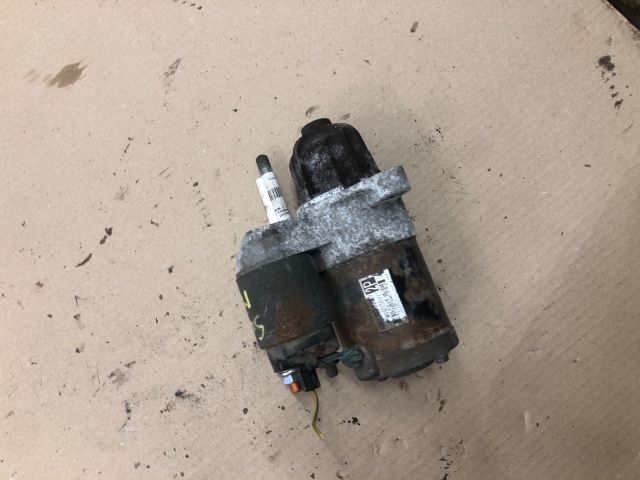 bontott SUZUKI SWIFT III Önindító