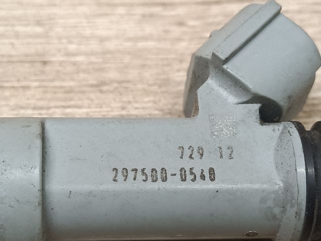 bontott SUZUKI SWIFT III Porlasztó (1 db)