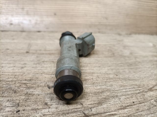 bontott SUZUKI SWIFT III Porlasztó (1 db)