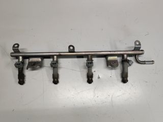 bontott SUZUKI SWIFT III Porlasztó Sor / Híd