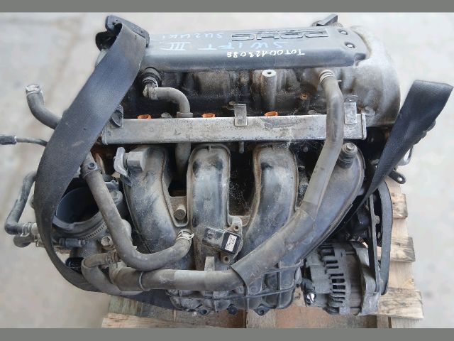 bontott SUZUKI SWIFT III Szelepfedél