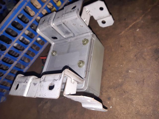 bontott SUZUKI SWIFT III Szervó Szivattyú Elektronika