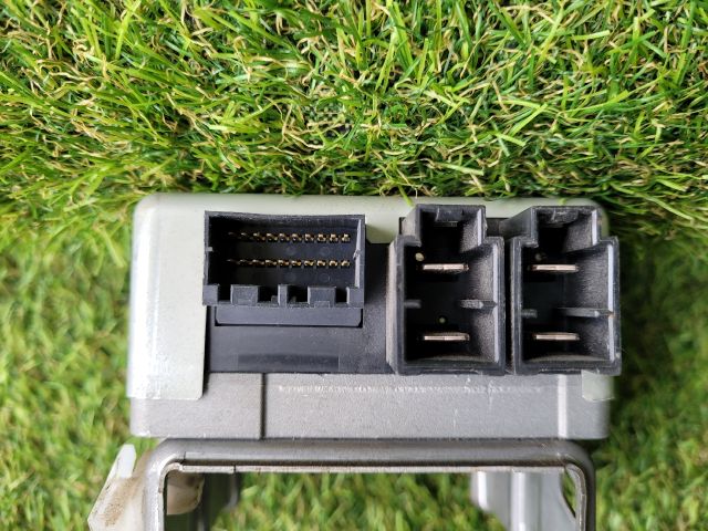 bontott SUZUKI SWIFT III Szervó Szivattyú Elektronika