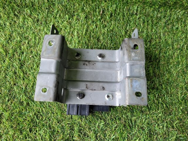 bontott SUZUKI SWIFT III Szervó Szivattyú Elektronika