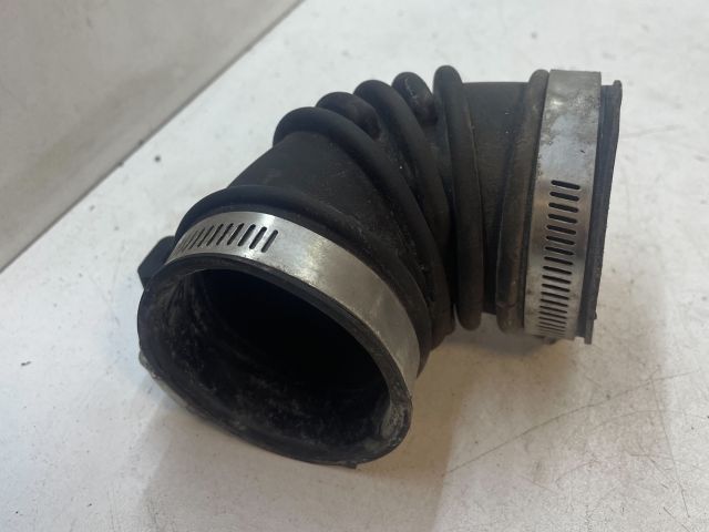 bontott SUZUKI SWIFT III Szívó Cső