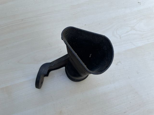 bontott SUZUKI SWIFT III Szívó Cső