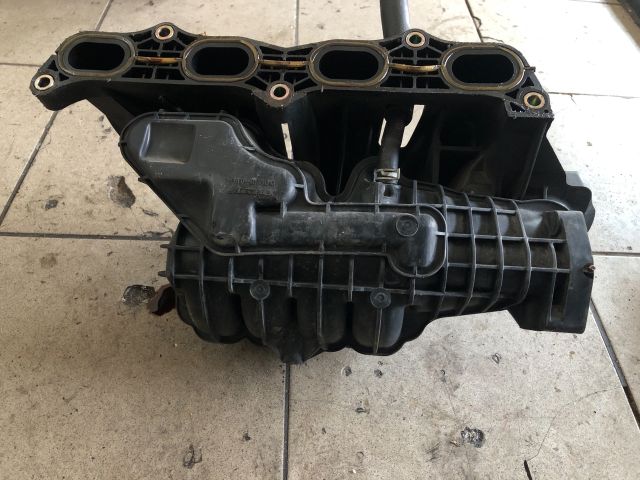 bontott SUZUKI SWIFT III Szívósor