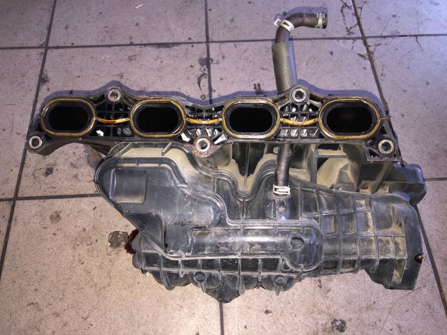 bontott SUZUKI SWIFT III Szívósor