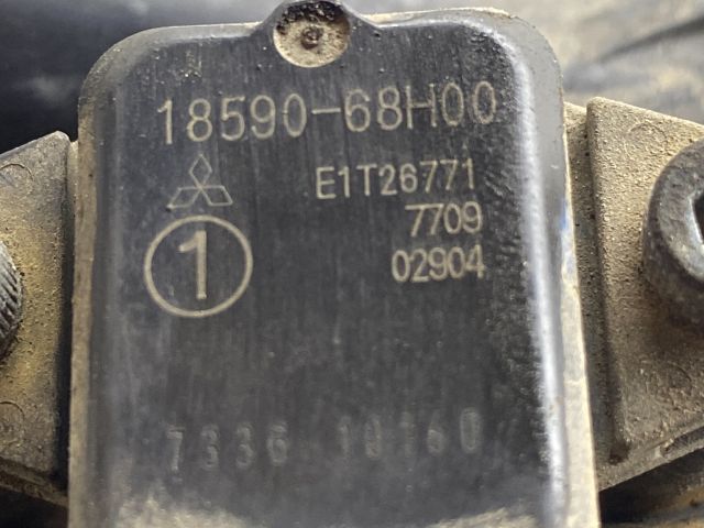 bontott SUZUKI SWIFT III Szívósor