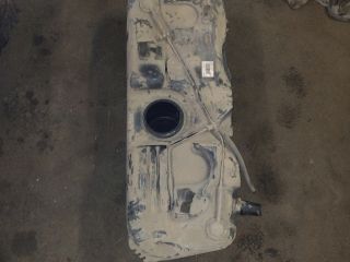 bontott SUZUKI SWIFT III Tank