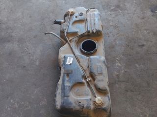 bontott SUZUKI SWIFT III Tank