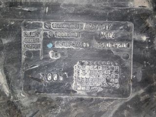 bontott SUZUKI SWIFT III Tank