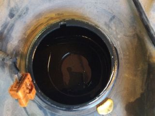 bontott SUZUKI SWIFT III Tank