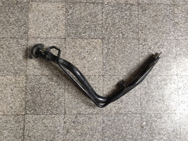 bontott SUZUKI SWIFT III Tankbetöltő Cső (Fém)