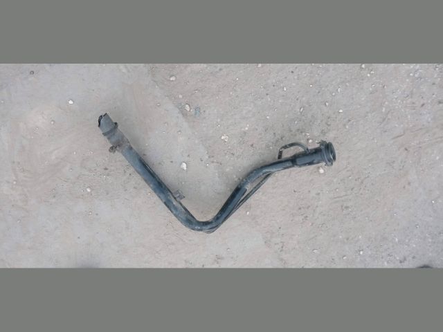 bontott SUZUKI SWIFT III Tankbetöltő Cső (Fém)