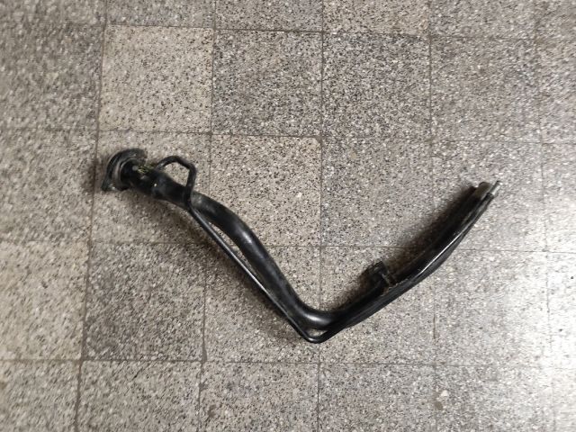 bontott SUZUKI SWIFT III Tankbetöltő Cső (Fém)