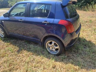 bontott SUZUKI SWIFT III Tankbetöltő Cső (Fém)