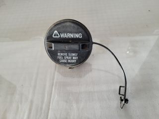 bontott SUZUKI SWIFT III Tanksapka