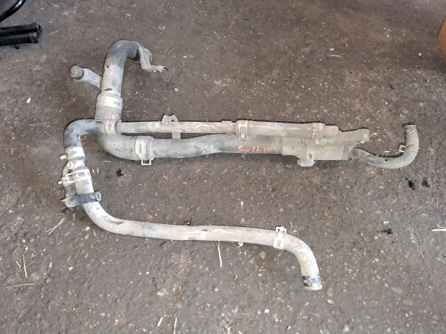 bontott SUZUKI SWIFT III Termosztátház Csővel