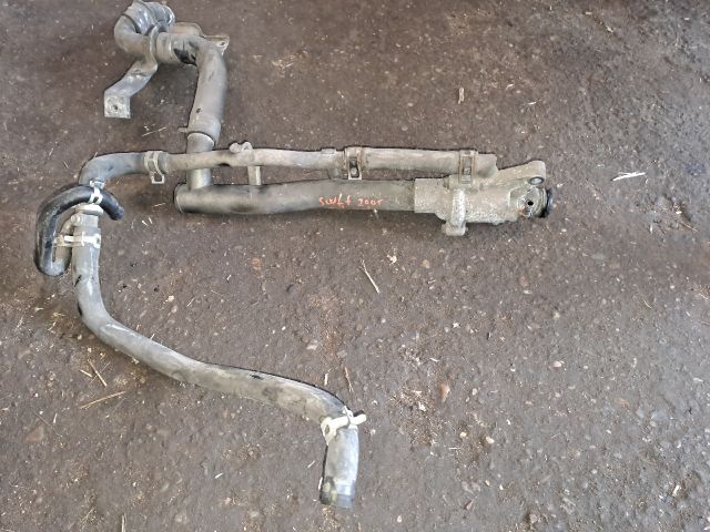 bontott SUZUKI SWIFT III Termosztátház Csővel
