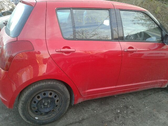 bontott SUZUKI SWIFT III Üzemanyag Szivattyú