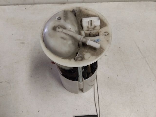 bontott SUZUKI SWIFT III Üzemanyag Szivattyú