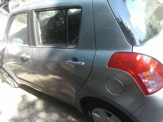 bontott SUZUKI SWIFT III Üzemanyag Szivattyú