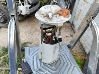 bontott SUZUKI SWIFT III Üzemanyagszint Jeladó