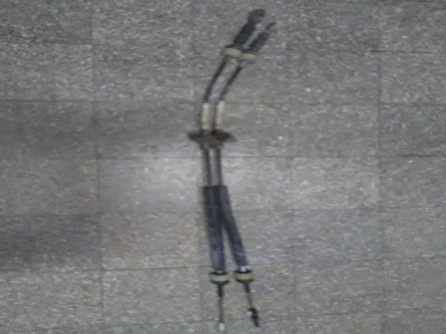 bontott SUZUKI SWIFT III Váltó Bowden