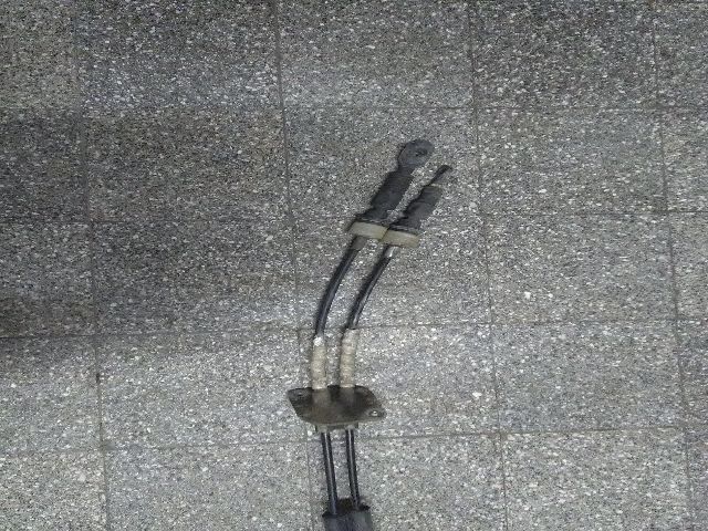 bontott SUZUKI SWIFT III Váltó Bowden