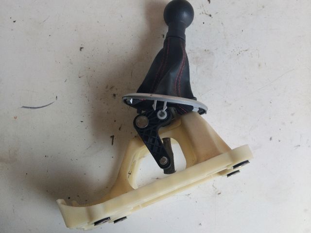 bontott SUZUKI SWIFT III Váltó Kulissza