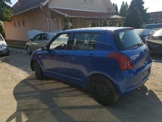 bontott SUZUKI SWIFT III Váltó Kulissza