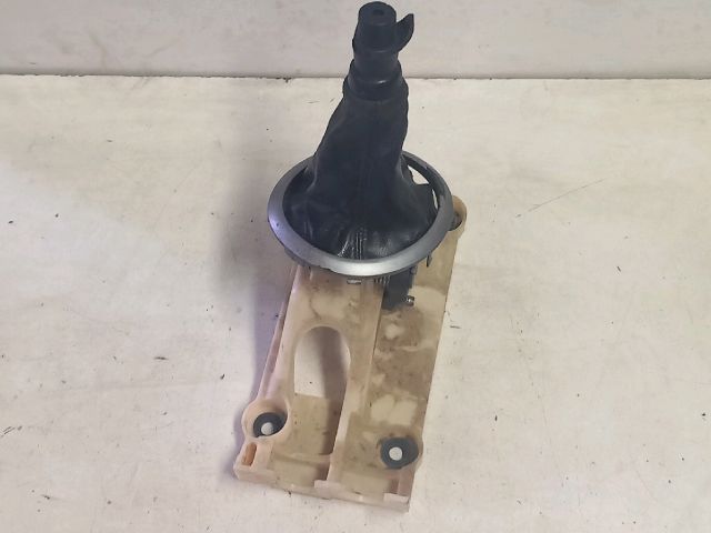 bontott SUZUKI SWIFT III Váltó Kulissza