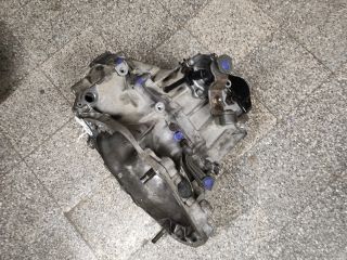 bontott SUZUKI SWIFT III Váltó (Mechanikus)